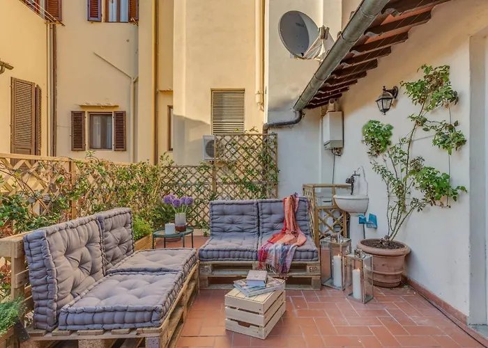 Borgo San Lorenzo Terrace